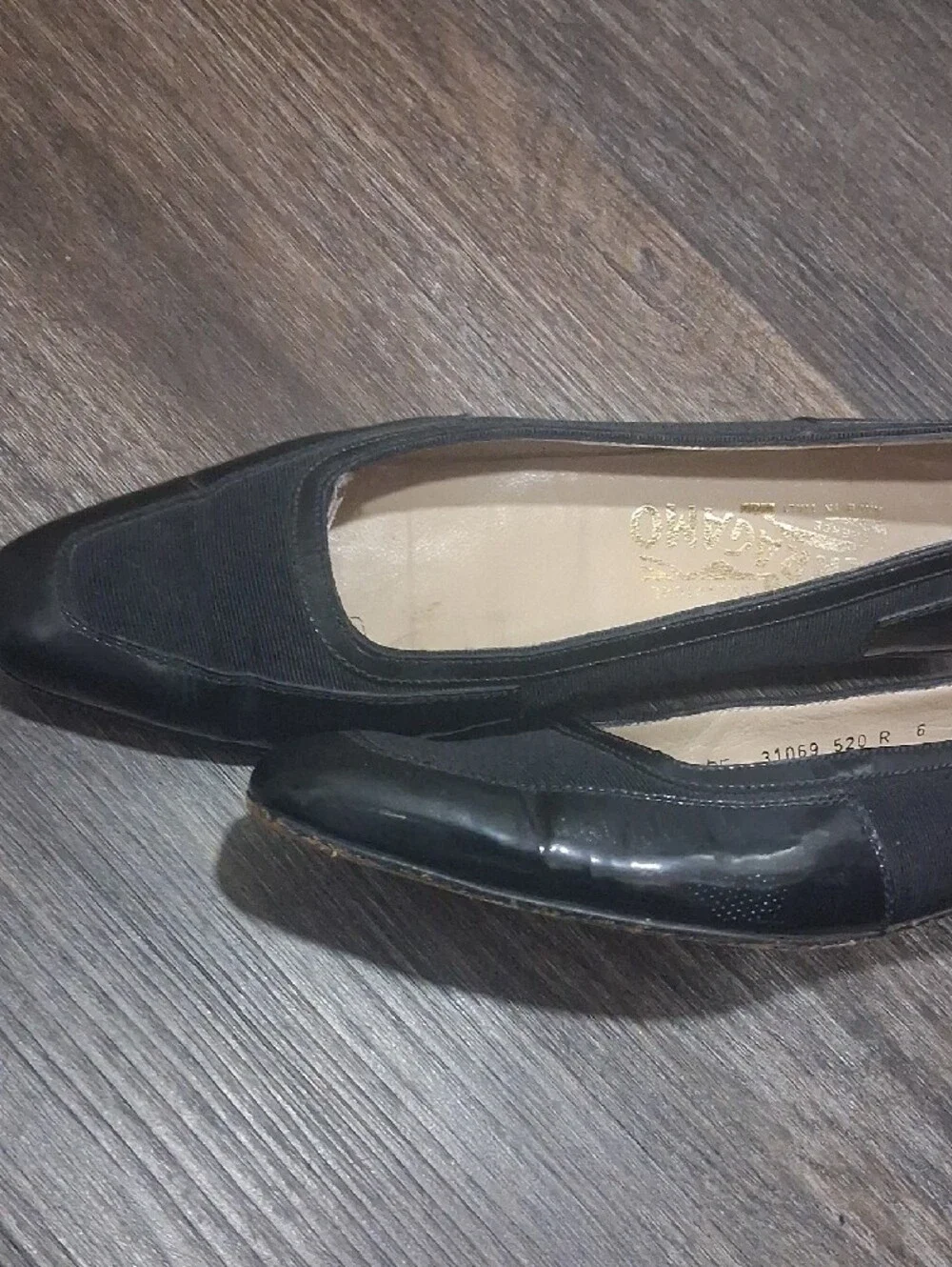 Salvatore Ferragamo Size 6 Black Square-Toe Ballet Flats
